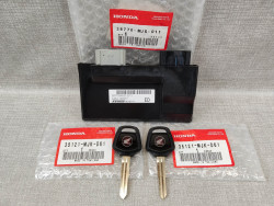 boitier PGM-FI GL1800 GOLDWING 2015/2017 neuf HONDA 38770-MJG-D11 + 2 clefs