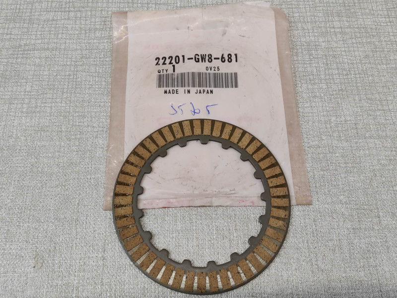 Disque garni A divers modeles HONDA 22201-GW8-681 (dax crf50 z50r cub50...)