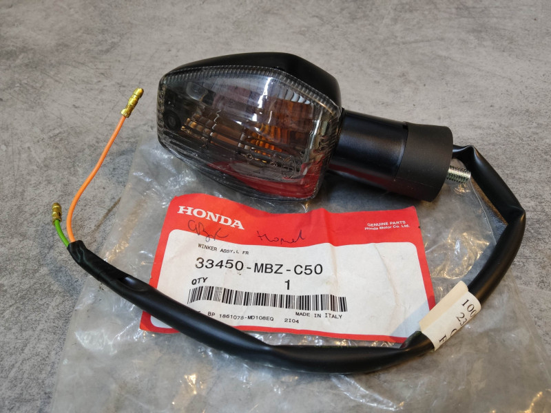 Clignotant avant gauche CB 600 F/N/NA 2005/2006 HONDA 33450-MBZ-C50