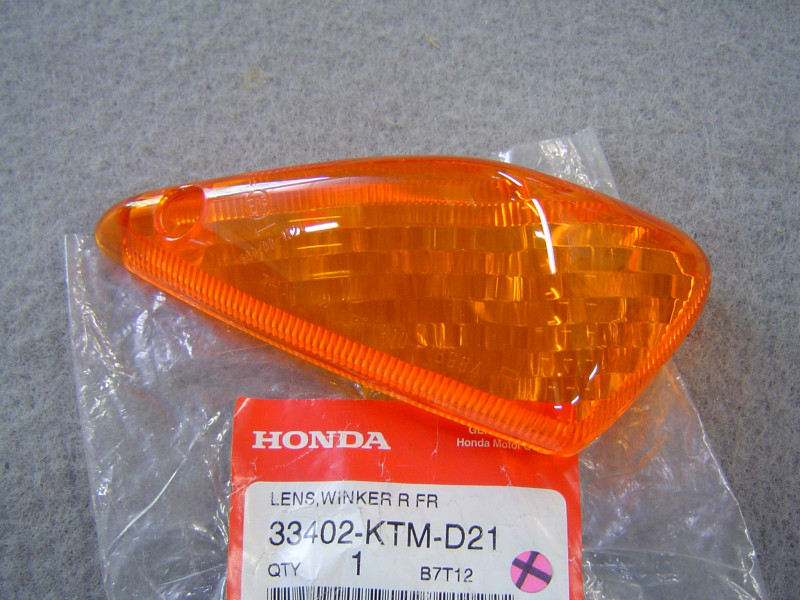 Cabochon clignotant avant droit Honda ANF125 07/11 - 33402KTMD21