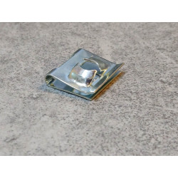 Agrafe pour vis M6 (écrou ressort) HONDA 90320-MBL-610