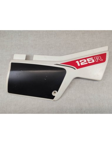 Cache latéral DROIT occasion BE noir blanc pour XL125RC 82