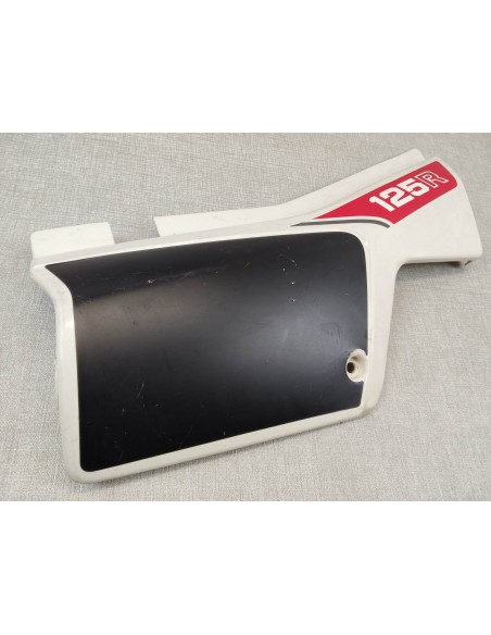 Cache latéral DROIT occasion BE noir blanc pour XL125RC 82