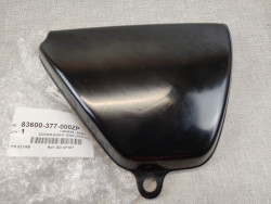 Cache latéral droit Honda CB 400 Four 83600-377-000ZP