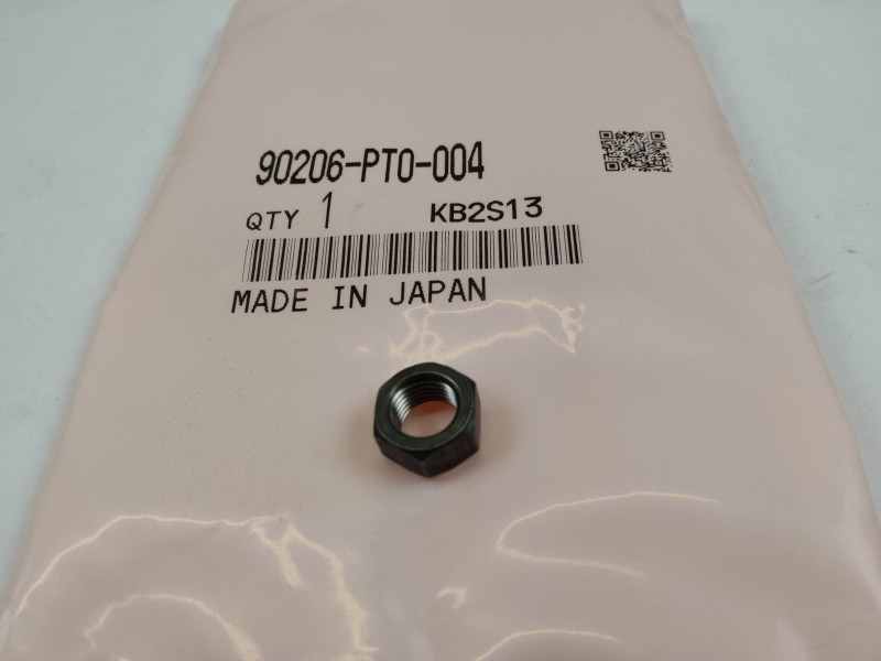 Écrou réglage soupape neuf Honda 90206-PT0-004