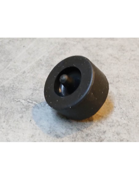 Silent bloc sous selle CH125 SPACY TB50 CH250 NH125 GB250 HONDA 77206-KG8-000