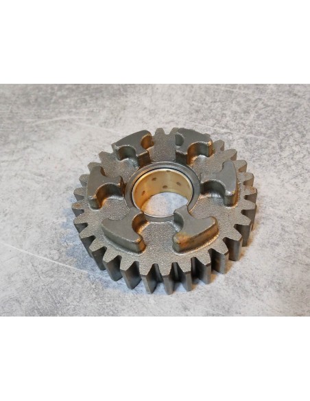 Pignon boite de vitesse CB550 F/F1/F2/K/K3 HONDA 23480-390