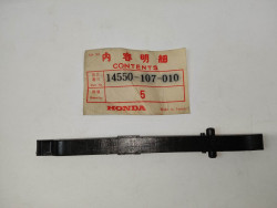 Patin AV de distribution pour moteur de CB125S SL125 HONDA 14550-107-010