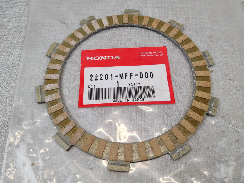 un disque garni NT700 2006/2010 neuf origine HONDA 2220-1MFF-D00