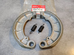 Jeu de machoires de frein arrière CB550 CB450 CL450 CB500 HONDA 06430-390-405