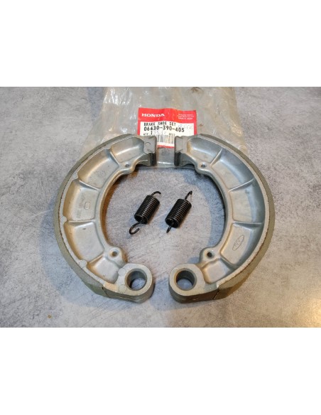 Jeu de machoires de frein arrière CB550 CB450 CL450 CB500 HONDA 06430-390-405