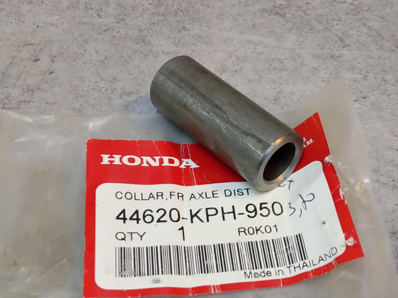 Entretoise essieu avant ANF125 CBR125 WW125EX HONDA 44620-KPH-950