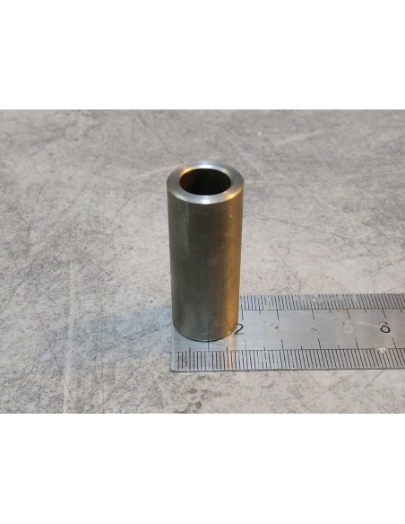 Entretoise essieu avant ANF125 CBR125 WW125EX HONDA 44620-KPH-950