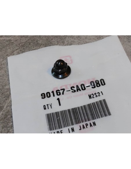 Ecrou borgne à embase M5 (noir) HONDA 90167-SA0-980