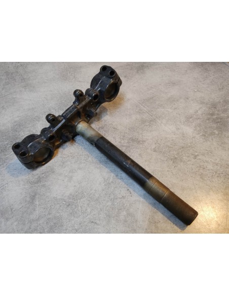 Té de fourche inférieur Ø tube 31mm pour modèles XL125K2 HONDA 53200-382-612ZA