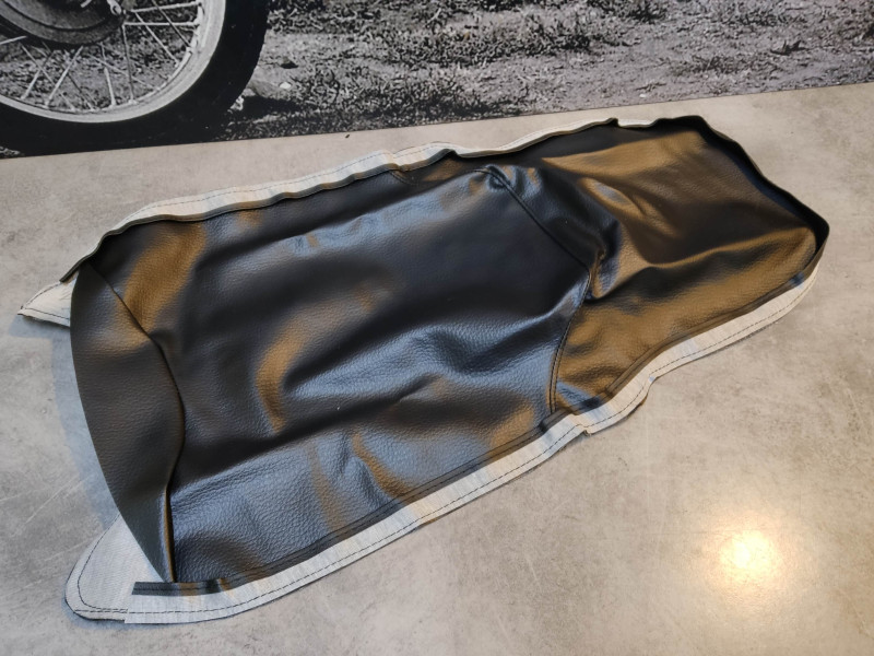 Housse de selle HONDA CBR600F CBR 600 F HURRICANE 1987 - 1990