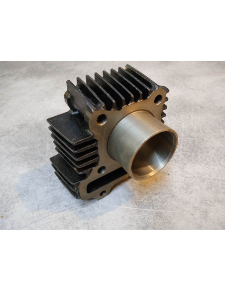 Cylindre PS50 PC50 /A HONDA 12101-063-010