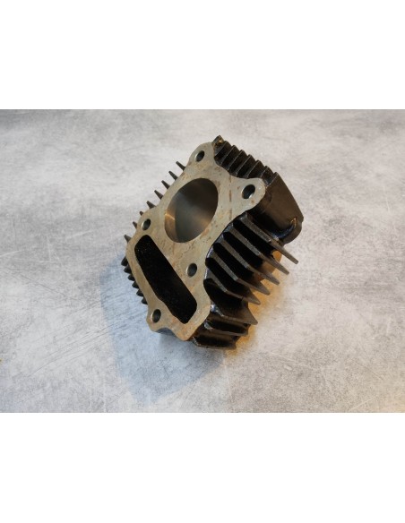 Cylindre PS50 PC50 /A HONDA 12101-063-010