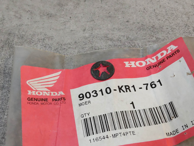 Clip / écrou rapide HONDA 90310-KR1-761