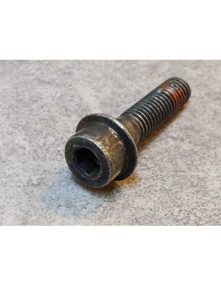 Boulon de bride 32x7 mm HONDA 90133-MAT-000
