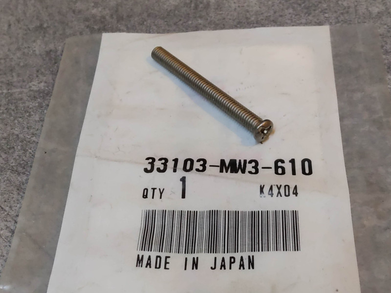 Vis réglage de faisceau / phare CB750F2 RC42 1992-96 HONDA 33103-MW3-610