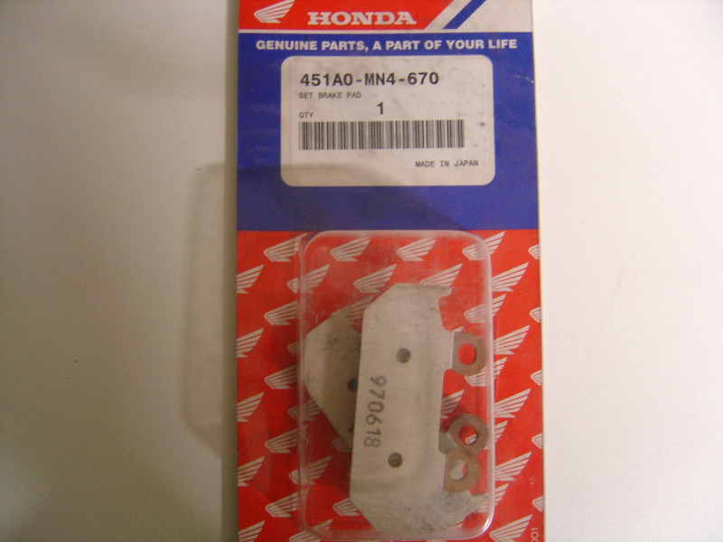 Plaquettes Frein Avant Honda CBR600F 88-90 – Réf. 451A0-MN4-670