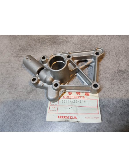 Corps de passage d'huile de CB750KZ/LZ/KA/KB CB750CA/CB/CC HONDA 15311-425-305