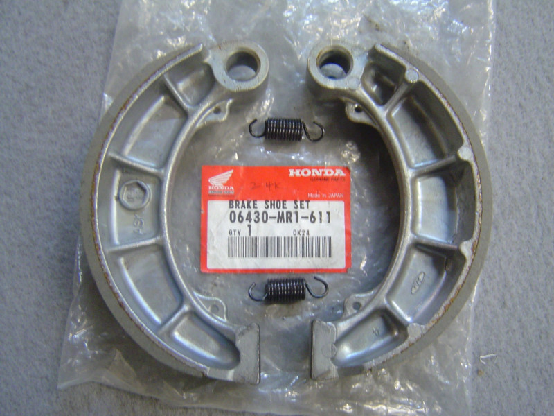 Mâchoires de frein Honda VT600C – Réf. 06430MR1611