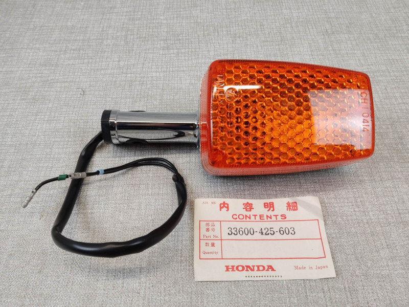 Clignotant arrière droit 650CB 750KZ HONDA 33600-425-603