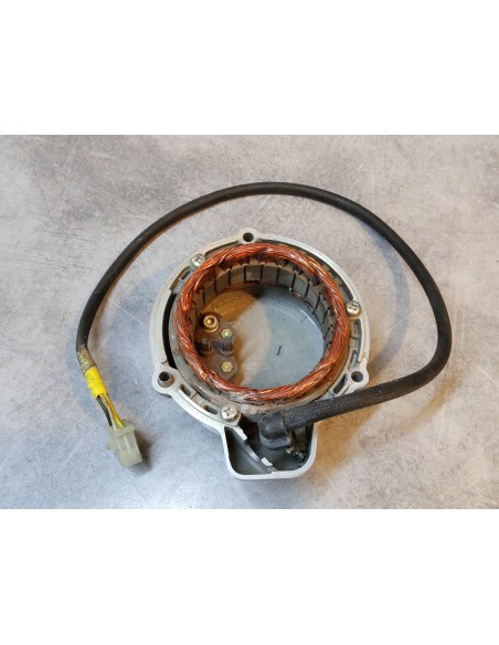 Carter alternateur + stator + charbons + sup CBX400/550 HONDA 11341-MA6-000NOS