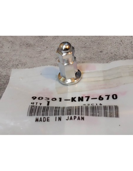 Ecrou de raccord de pot CH125 NES125/150 CH125/150 HONDA 90301-KN7-670