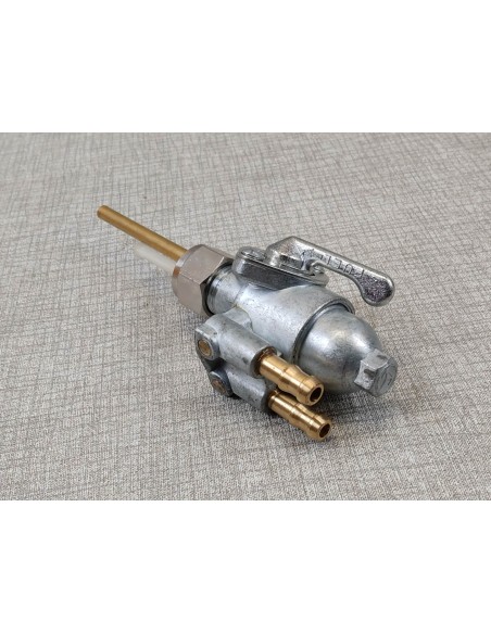Robinet essence adaptable CB250 CB350 CB450 HONDA 16950-292-000P