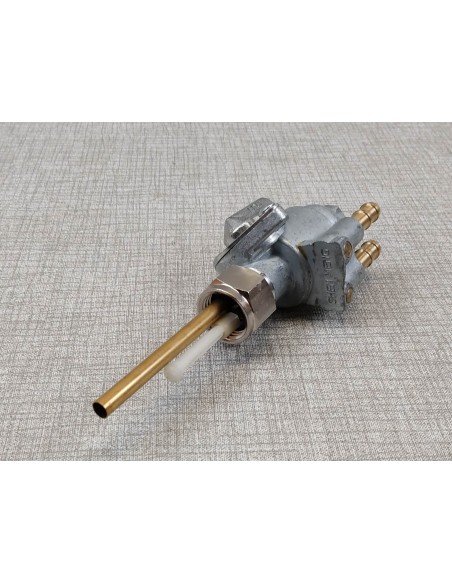 Robinet essence adaptable CB250 CB350 CB450 HONDA 16950-292-000P