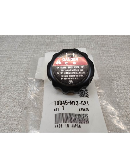 bouchon de radiateur XL125V VT125C CB600F CBF600S VT600C HONDA 19045-MY3-621