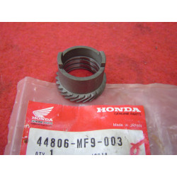 Pignon Entraîneur Compteur 25 Dents Honda VT500E - 44806MF9003