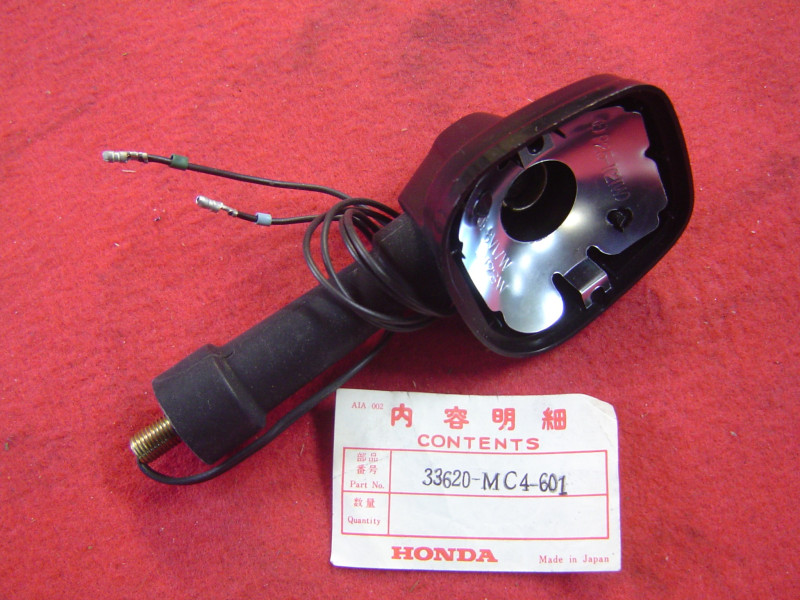 Corps Clignotant AR Droit Honda XL400RC XL500RC - Réf 33620MC4601