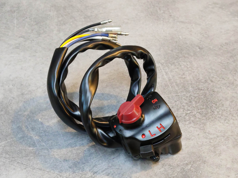 Commodo ADAPTABLE droit CB500 et CB750 35300-323-671P HONDA