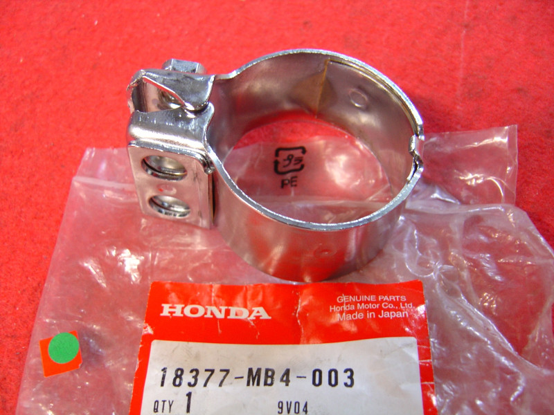 Collier Échappement Gauche Honda GL1200 GL1500 VF1100 18377-MB4-003