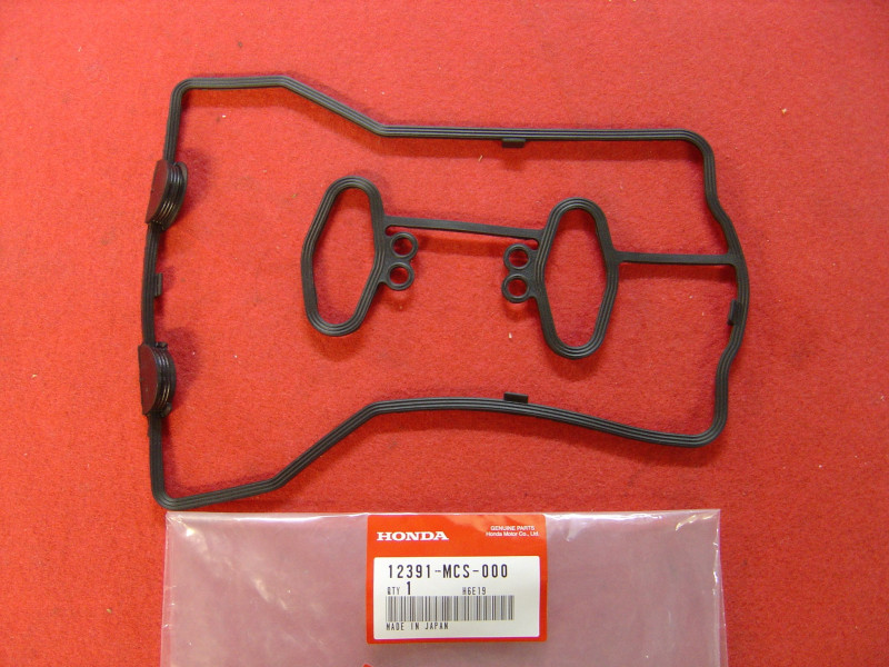 Joint moulé cache culbuteurs Honda ST1300 12391-MCS-000
