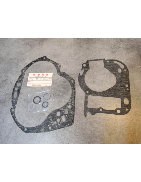 Pochette de joints bas moteur de HONDA P50 06110-044-000