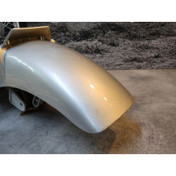 Garde boue avant pour modèle VF1000F 1984/85 HONDA 61100-MB6-630ZB