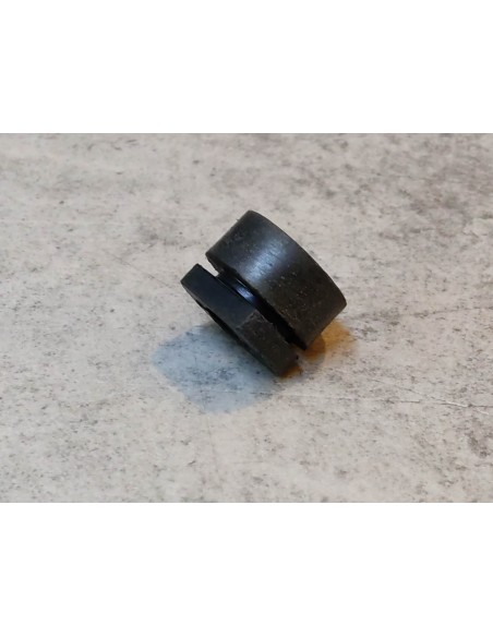 Silentbloc boitier batterie CB700/750 VFR750 NT650V HONDA 50328-425-000