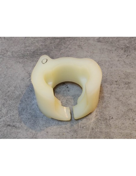 Entretoise du guide chaine secondaire de XL125S SC HONDA 52170-437-000