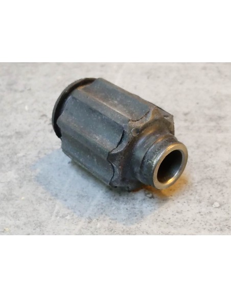 Silentbloc A montage moteur CB650 CB700 CB900 CB1000 HONDA 50201-461-000