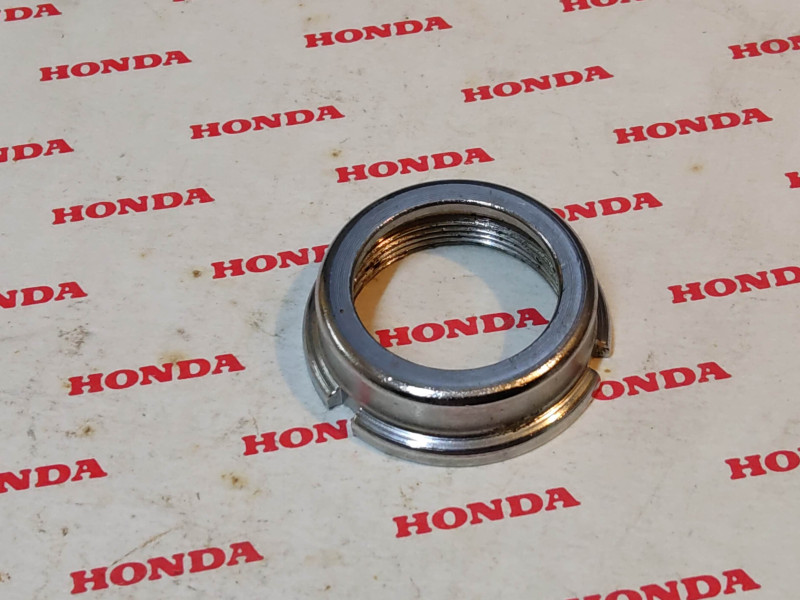 Ecrou de direction de PC50 P50 P25 PS50 HONDA 90301-044-000