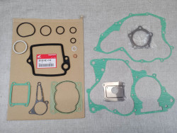 Pochette de joints Honda MTX125RW 1985 - 061A0-KE1-T40