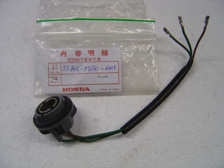 Porte ampoule faisceau feu AR Honda CB650SC VF750S - 33705MB0601