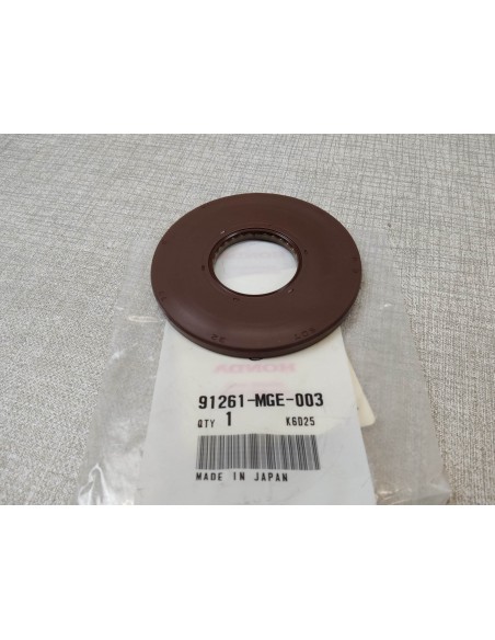 Joint Spi 32x77x6 Honda 91261MGE003 91261-MGE-003
