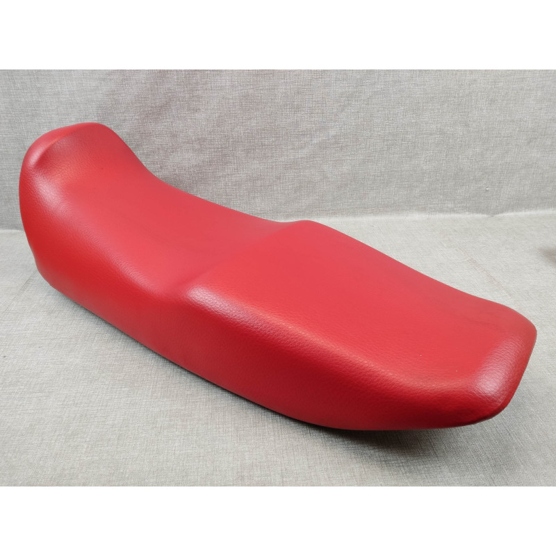 Selle Occasion Honda VF750F Rouge 77100-MB2-670ZB