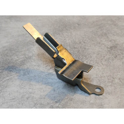 Tole guide inferieure du patin A distribution VF750F 83-85 HONDA 14530-MB2-000